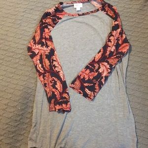 LulaRoe Randy Tee
